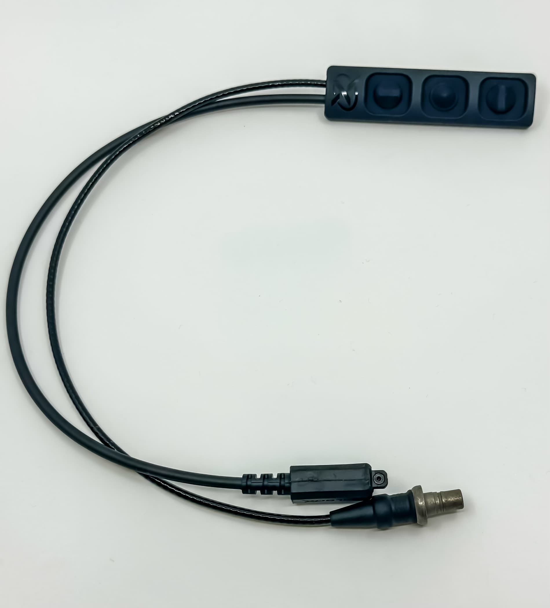 Wilcox Industries ERGOCTO Raid XE Dual Cable Programable Remote – Surefire + Raid XE 12″ Cables with Junction Box