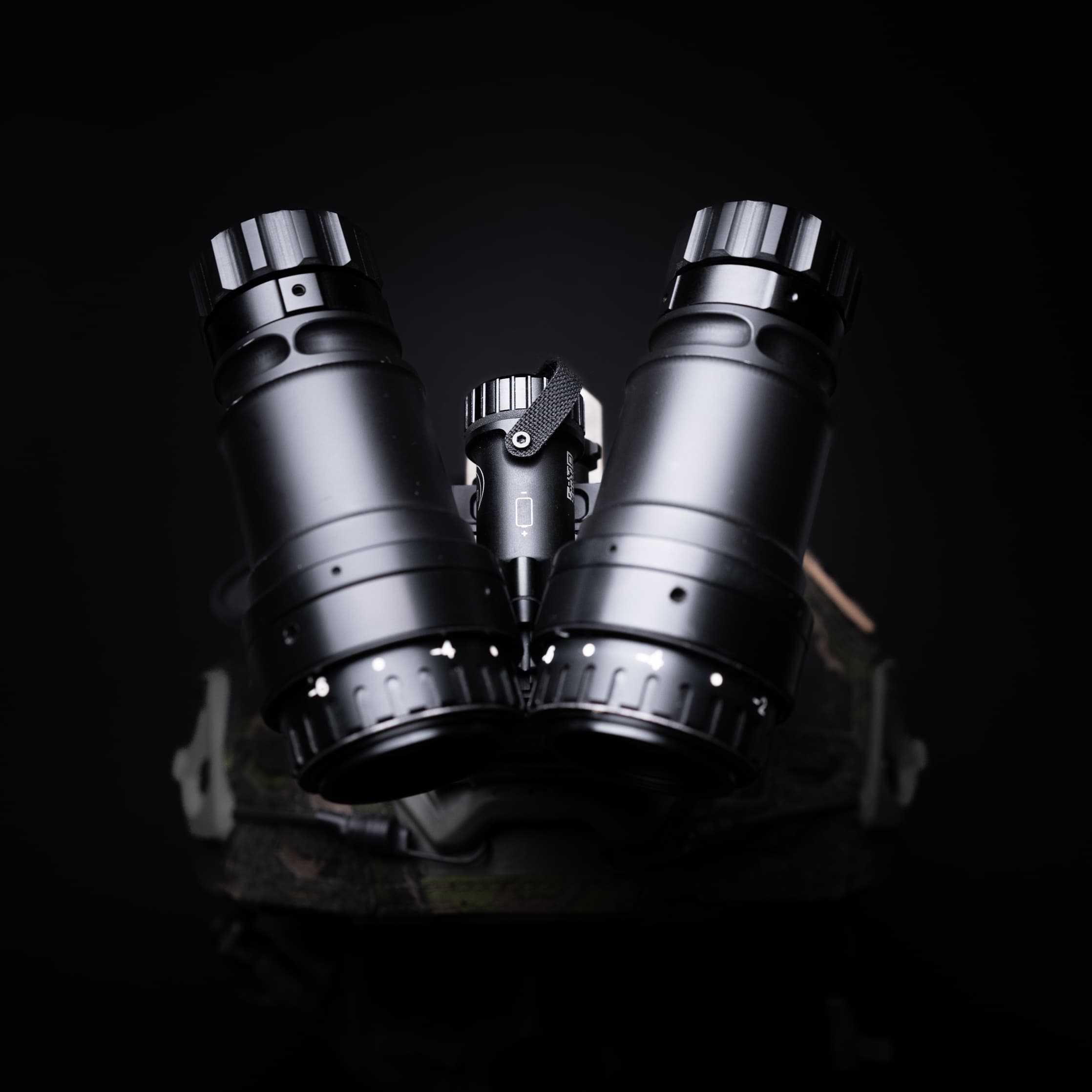 Low Light Panning Arms (LLPA) – For the MH-1