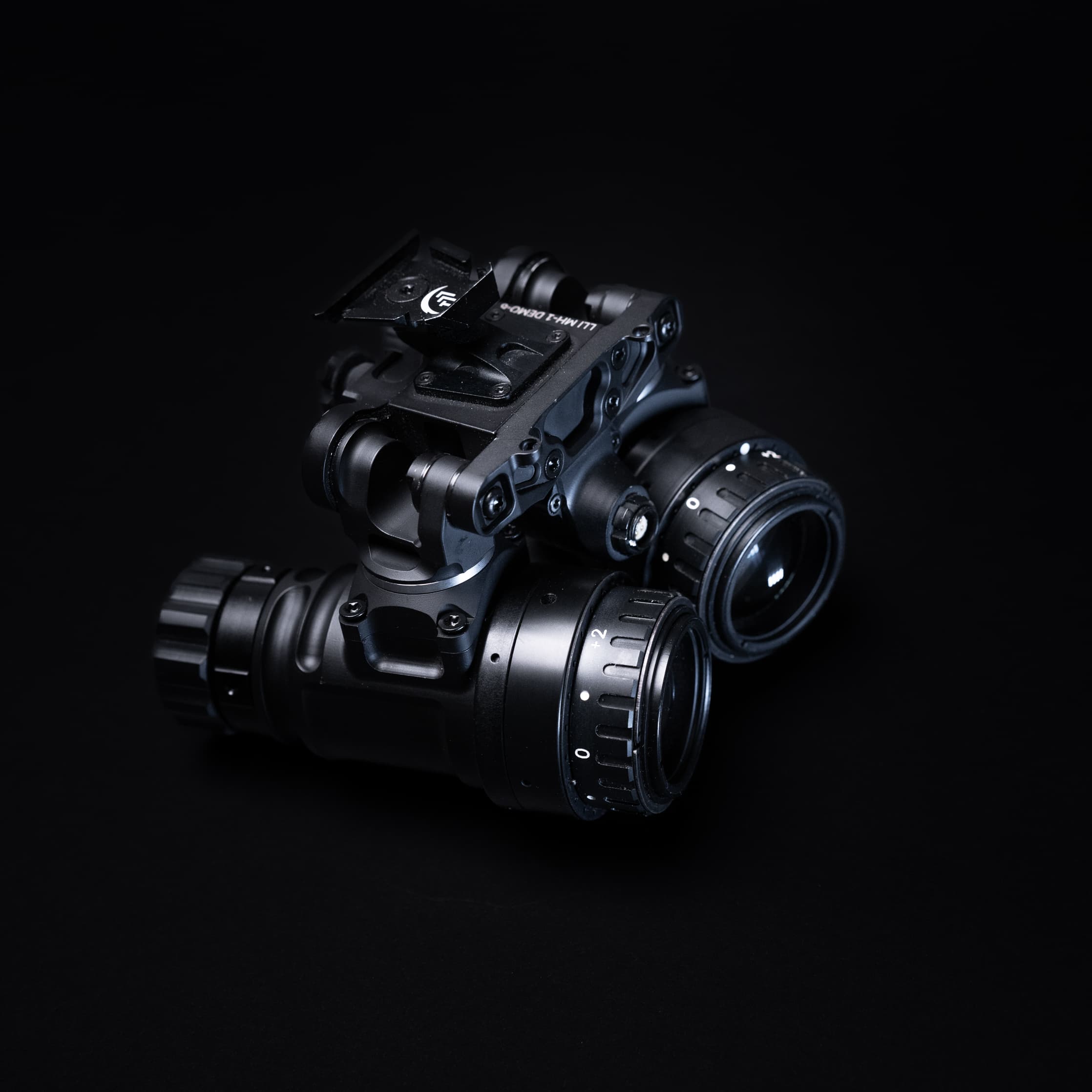 Low Light Panning Arms (LLPA) – For the MH-1