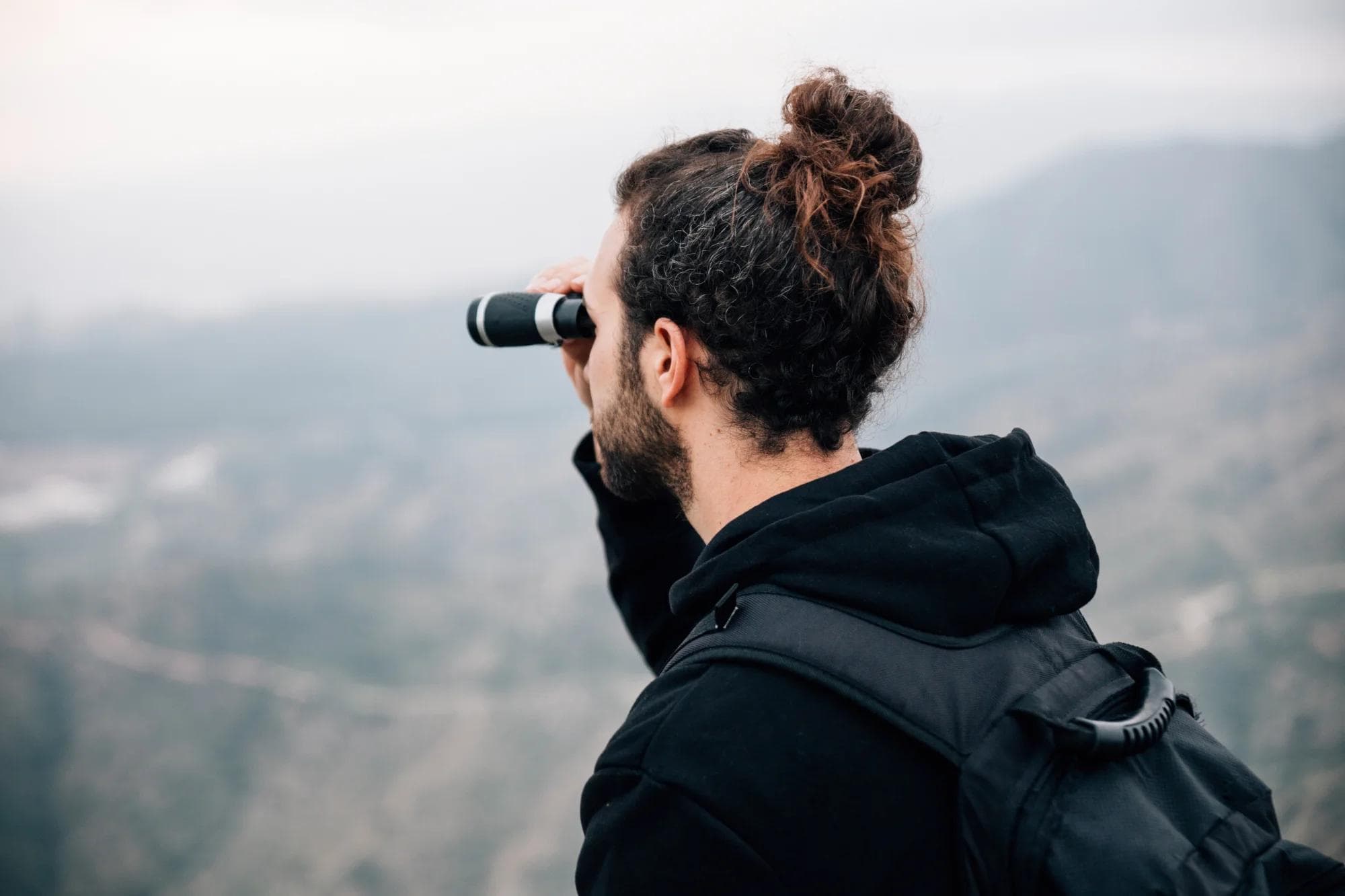 What to Look for When Shopping for the Best Monocular for Bird Watching